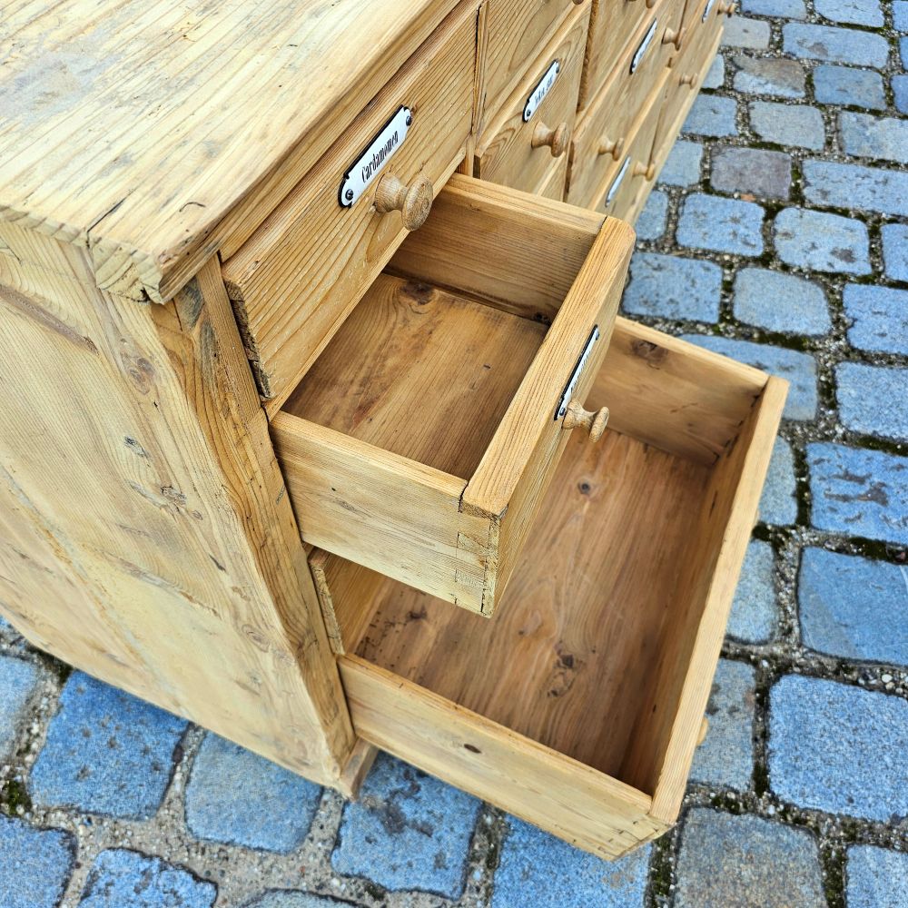 Alter antiker Apothekerschrank Schubladenschrank Ladentheke - 269