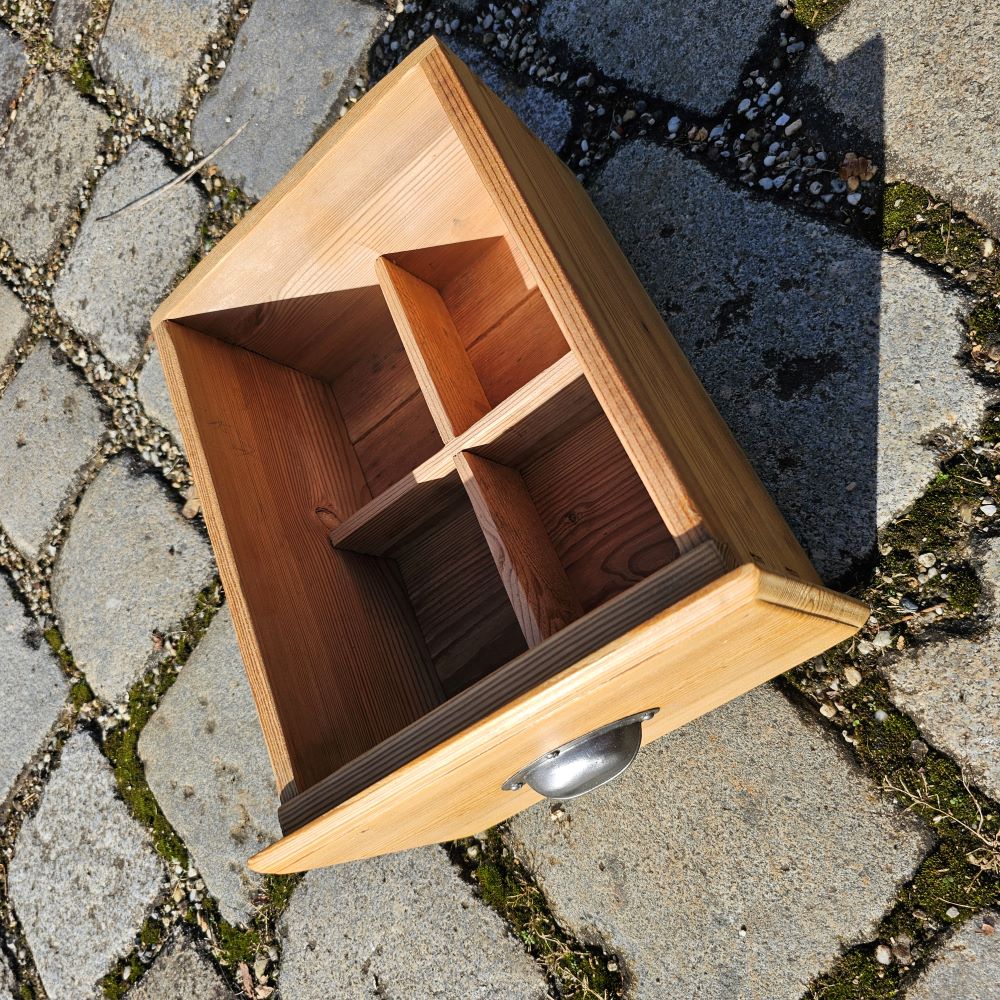 Reserviert - Alter Schubladenschrank Ladenschrank Apothekerschrank mit Aufsatz 68 Schübe - 231