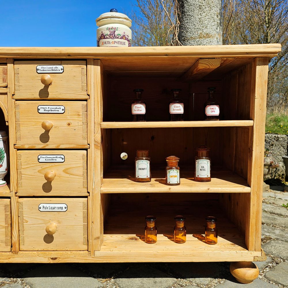 Alter antiker Apothekerschrank Schubladenschrank Ladentheke - 245