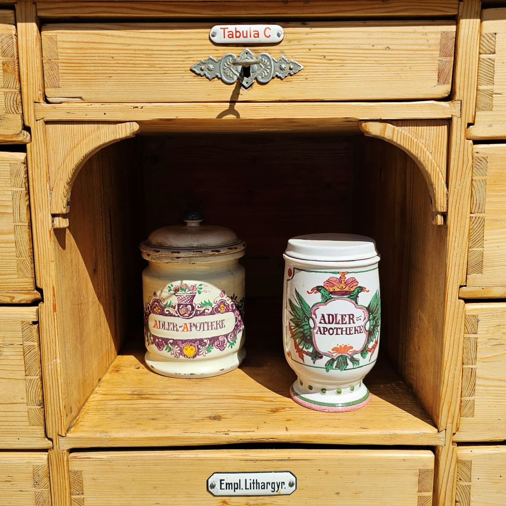 Alter antiker Apothekerschrank Schubladenschrank Ladentheke - 245
