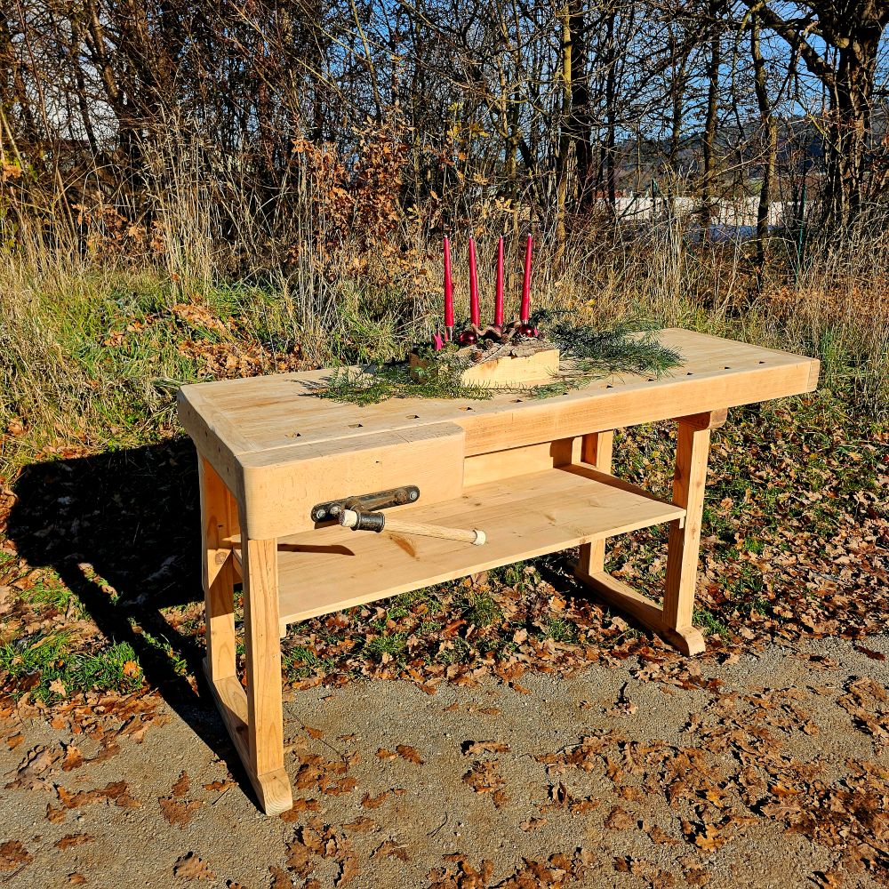 Alte rustikale Hobelbank mit 1 Schraubstock massiv Schreibtisch Tisch Kücheninsel - 290