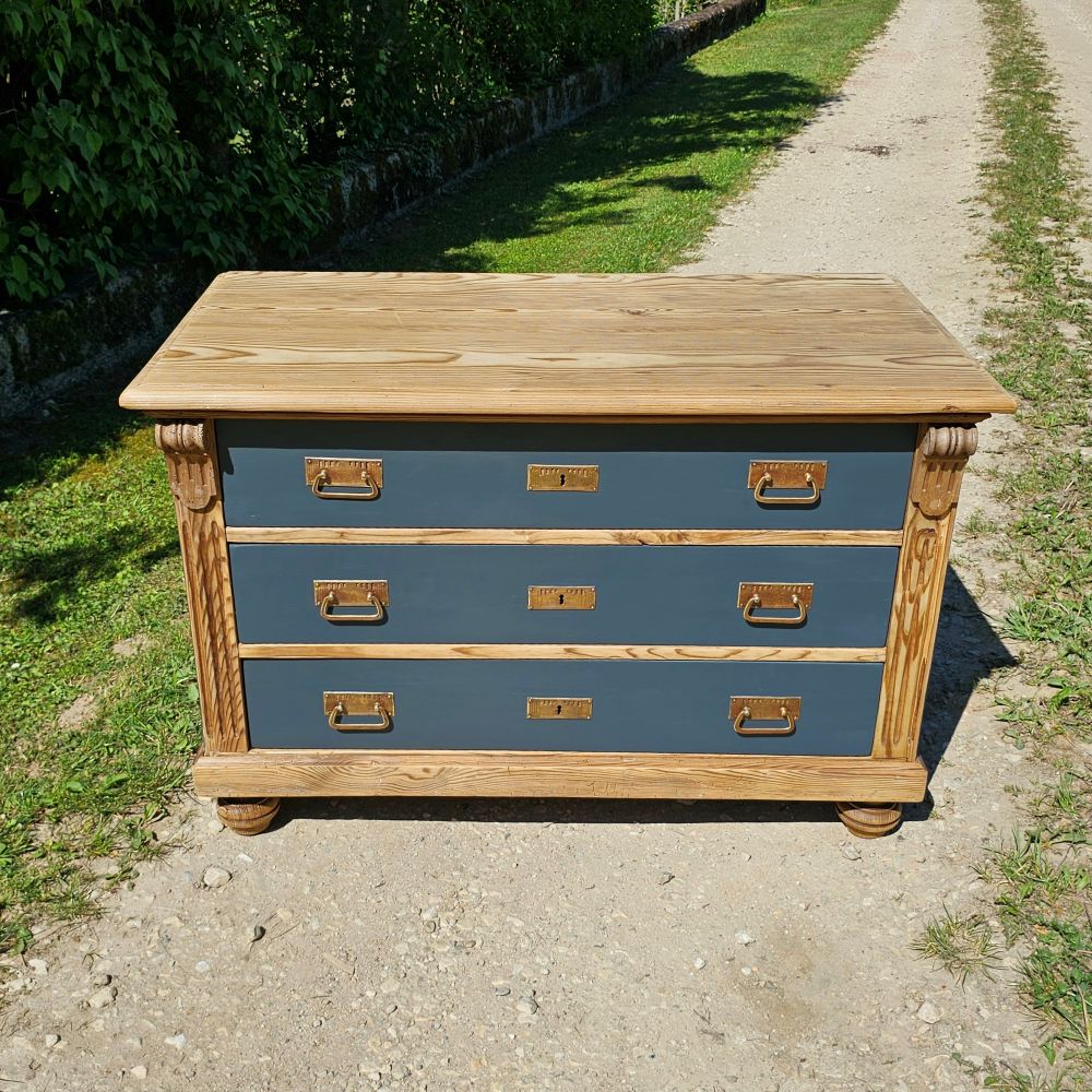 Antike alte Kommode original teillackiert in schwarz matt - 233