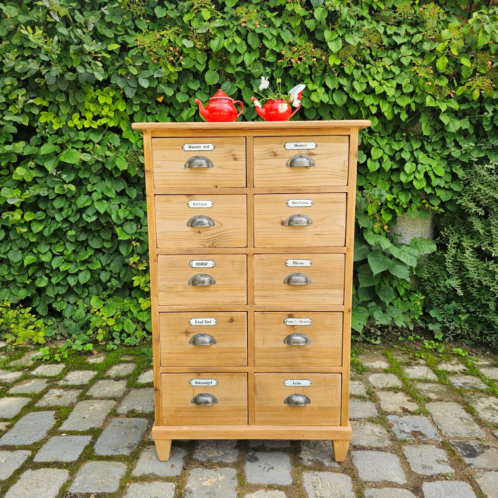 Süßes kleines Schubladenkästchen kleiner Apothekerschrank mit 2 Reihen alt antik - 255