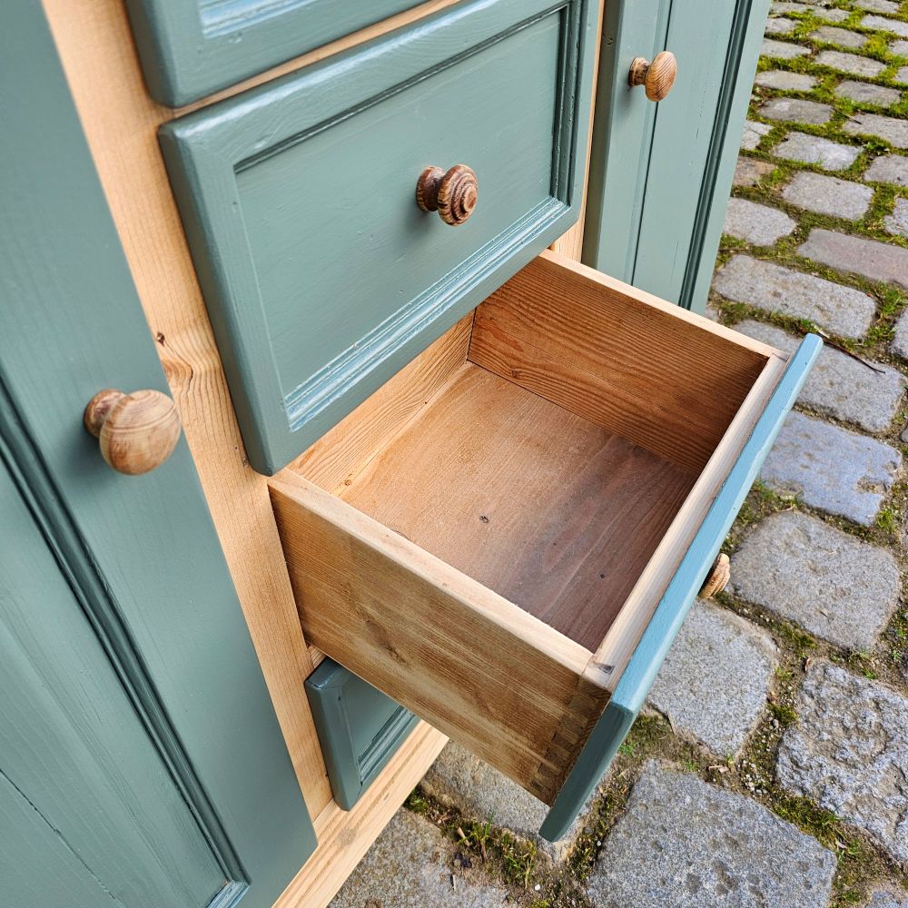 Kommode Schubladenschrank Kästchen Anrichte vintage, neu lackiert grün - 270