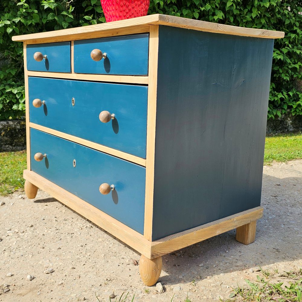 Antike alte Kommode Kinderzimmer original teillackiert in petrol - 234