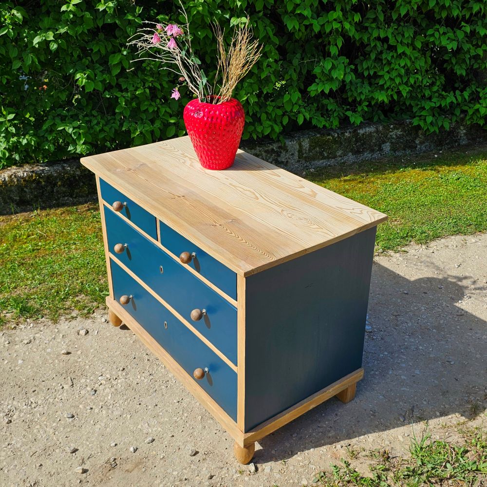 Antike alte Kommode Kinderzimmer original teillackiert in petrol - 234