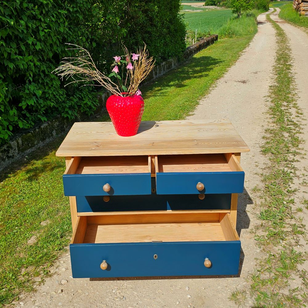 Antike alte Kommode Kinderzimmer original teillackiert in petrol - 234
