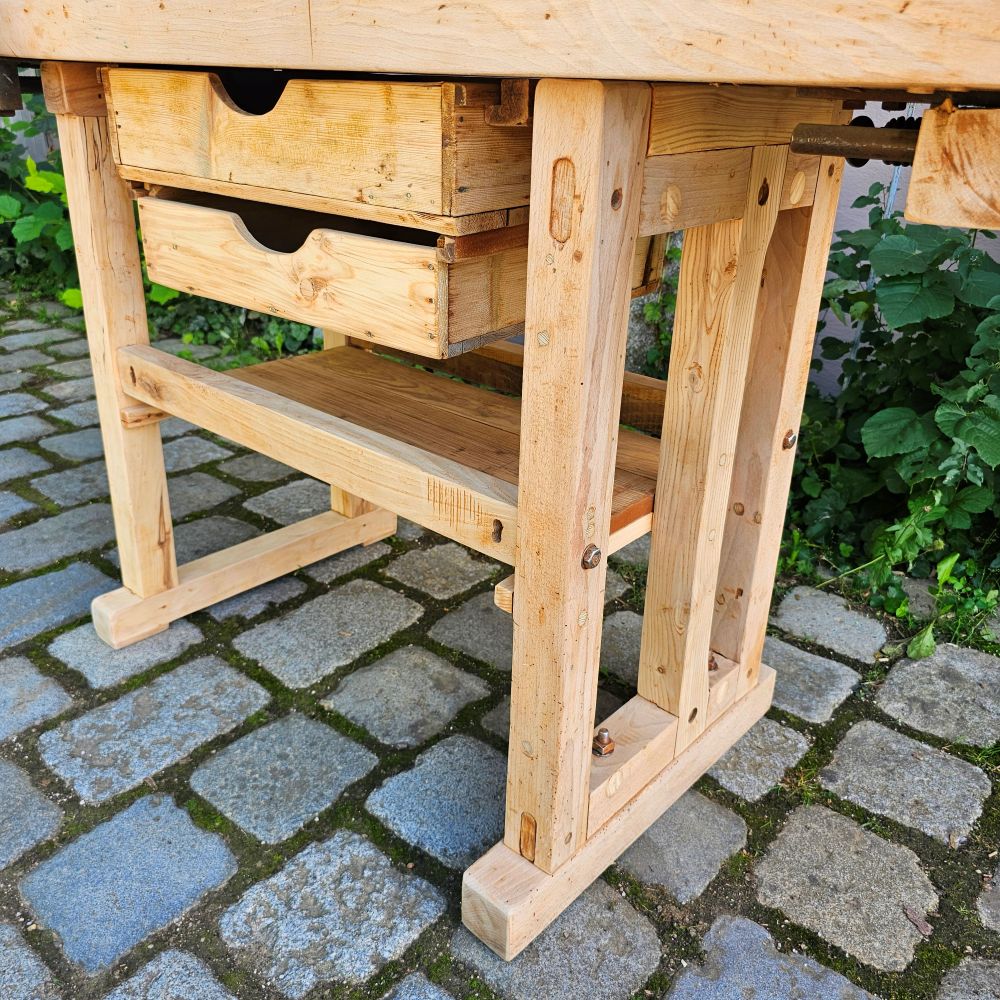 Alte rustikale kleine Hobelbank mit 2 Schraubstöcken massiv Schreibtisch Kücheninsel - 314