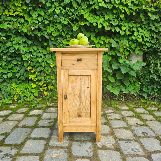Nachtkästchen Nachttisch Kästchen alt retro vintage antik - 248
