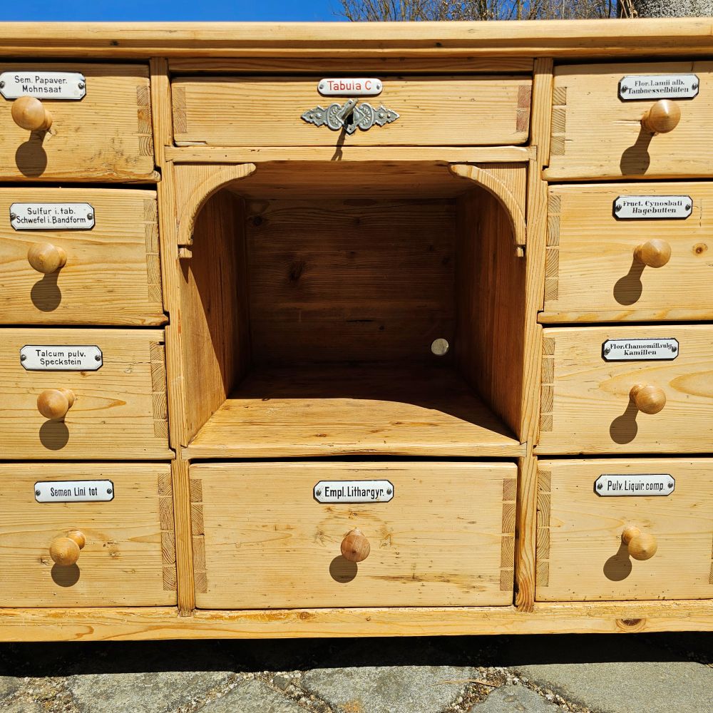 Alter antiker Apothekerschrank Schubladenschrank Ladentheke - 245