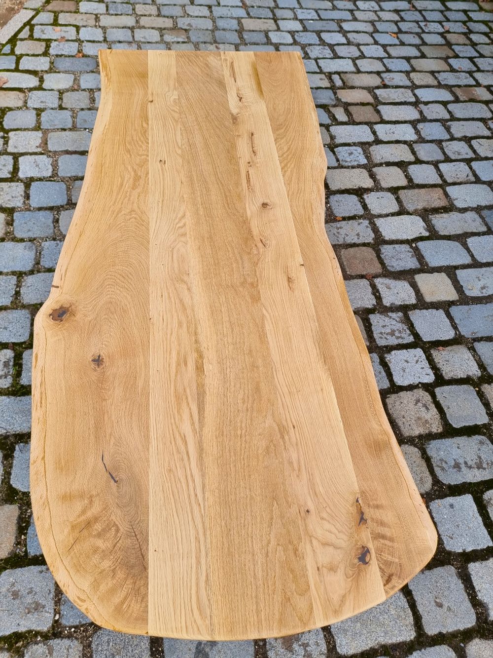 Eichentisch Vollholz Massivholztisch Tisch Esstisch mit Baumkante - 246