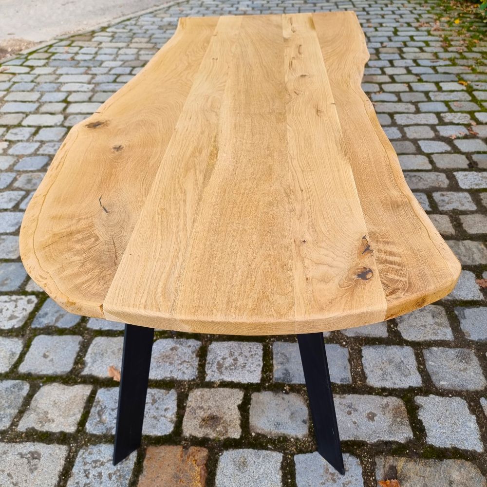 Eichentisch Vollholz Massivholztisch Tisch Esstisch mit Baumkante - 246