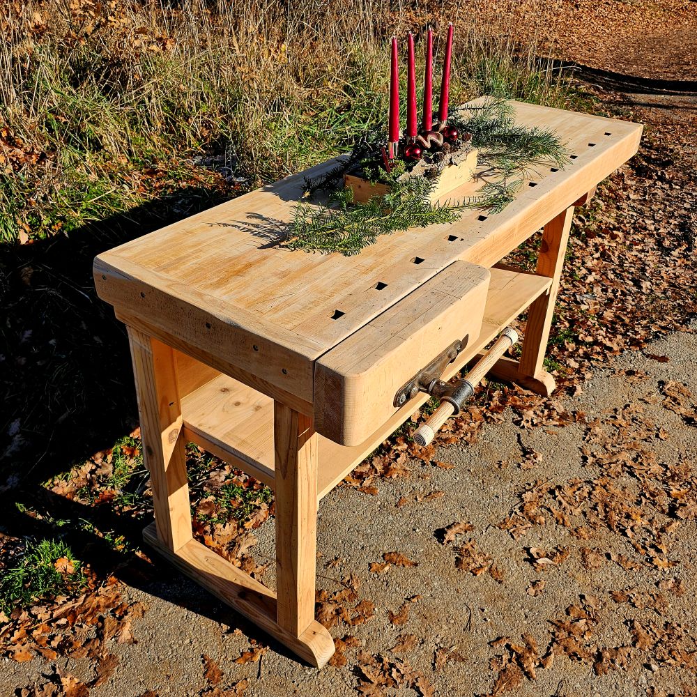 Alte rustikale Hobelbank mit 1 Schraubstock massiv Schreibtisch Tisch Kücheninsel - 290