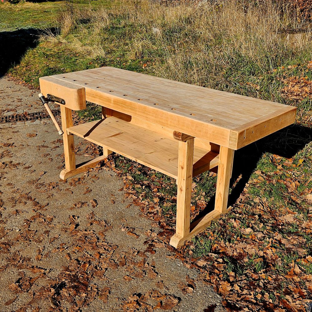 Alte rustikale Hobelbank mit 1 Schraubstock massiv Schreibtisch Tisch Kücheninsel - 290