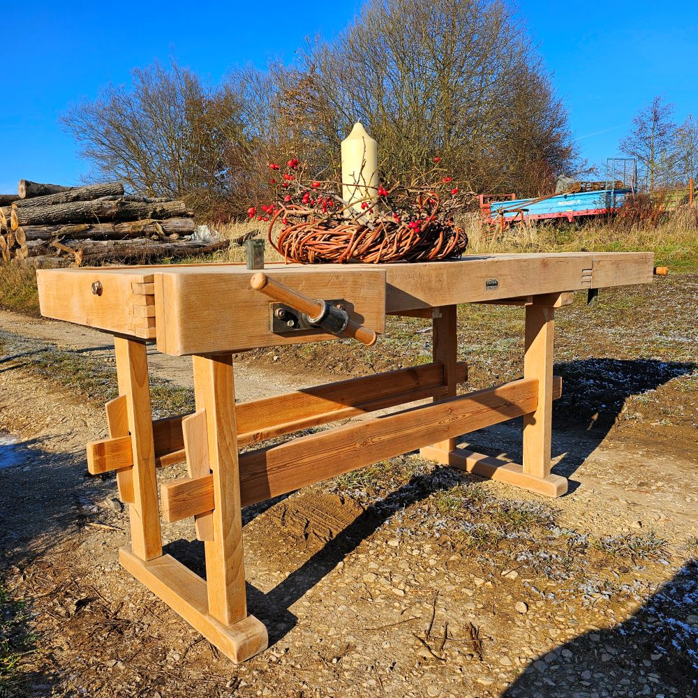 Alte rustikale Hobelbank mit 2 Schraubstöcken massiv Schreibtisch Kücheninsel - 291