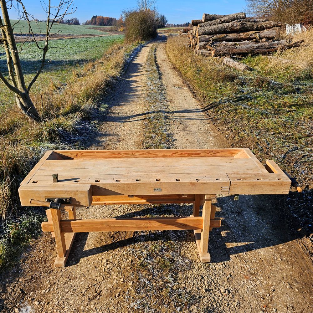 Alte rustikale Hobelbank mit 2 Schraubstöcken massiv Schreibtisch Kücheninsel - 291