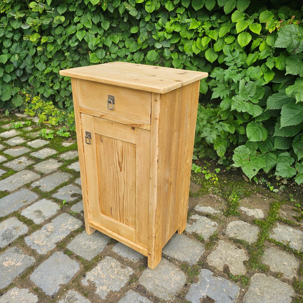 Nachtkästchen alt retro vintage antik mit Schlaufengriffen - 250