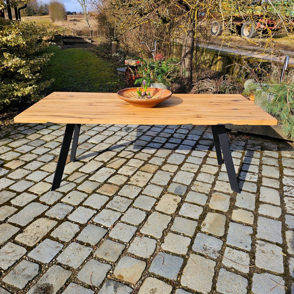 Eichentisch Vollholz Massivholztisch Tisch Esstisch mit Baumkante - 246