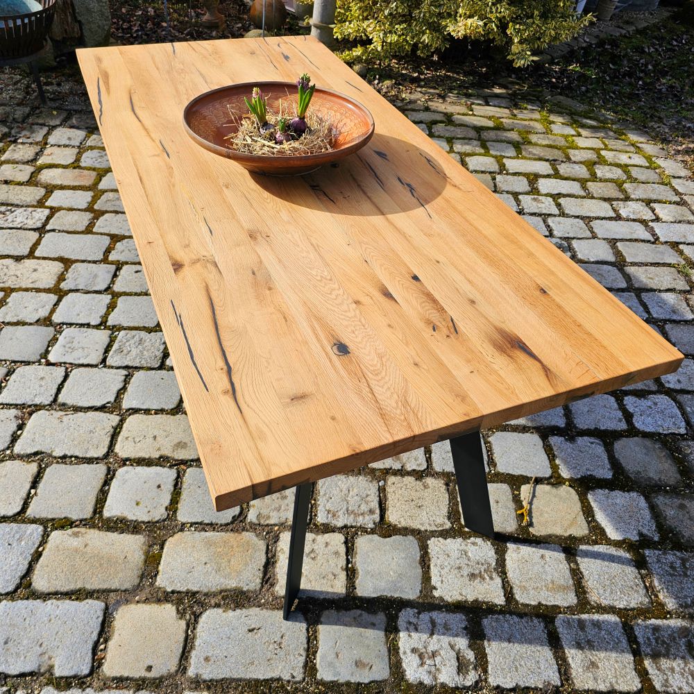Eichentisch Vollholz Massivholztisch Tisch Esstisch mit Baumkante - 246