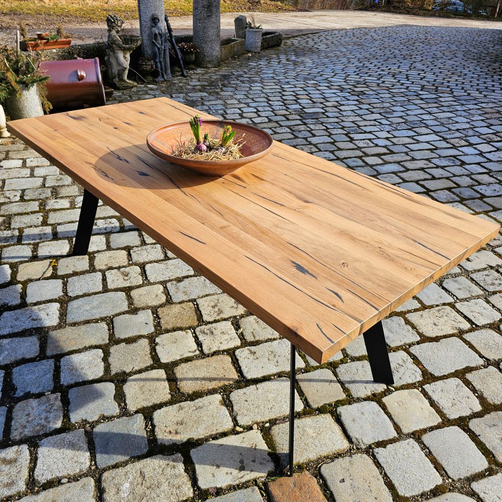 Eichentisch Vollholz Massivholztisch Tisch Esstisch mit Baumkante - 246