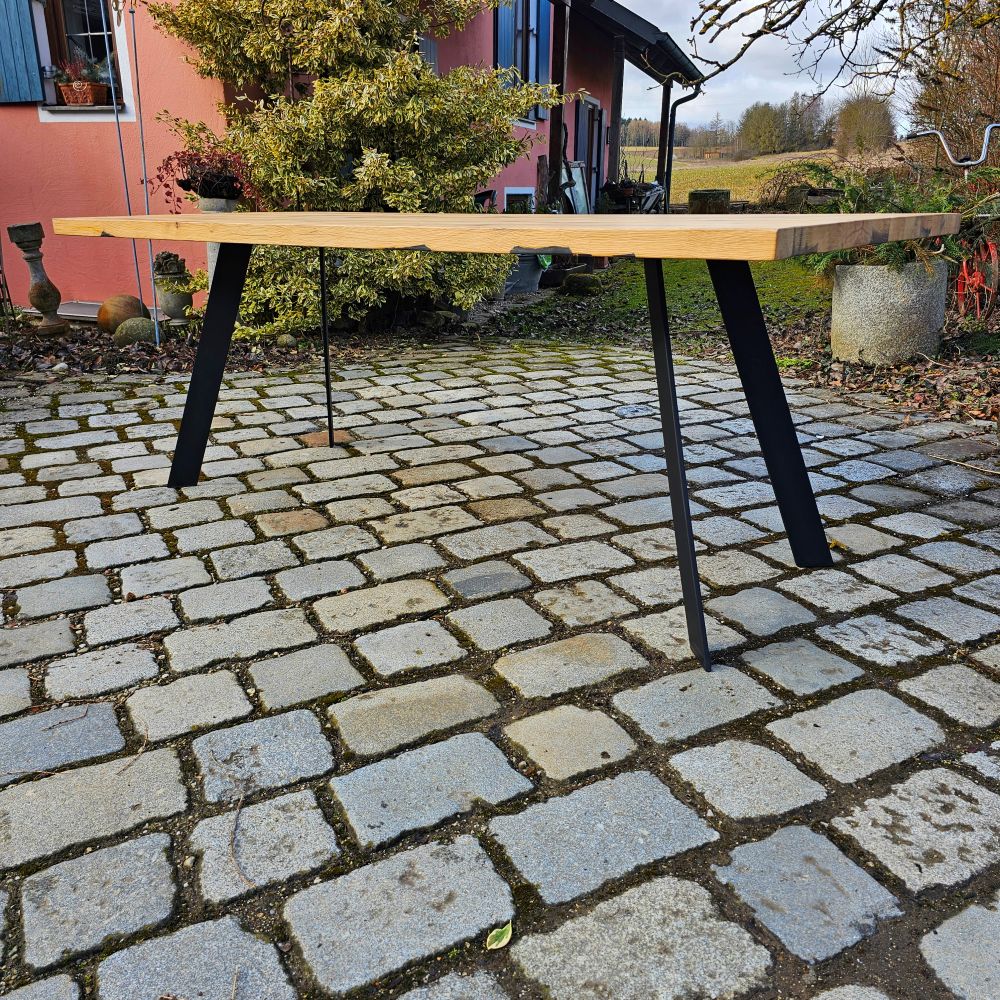Eichentisch Vollholz Massivholztisch Tisch Esstisch mit Baumkante - 246