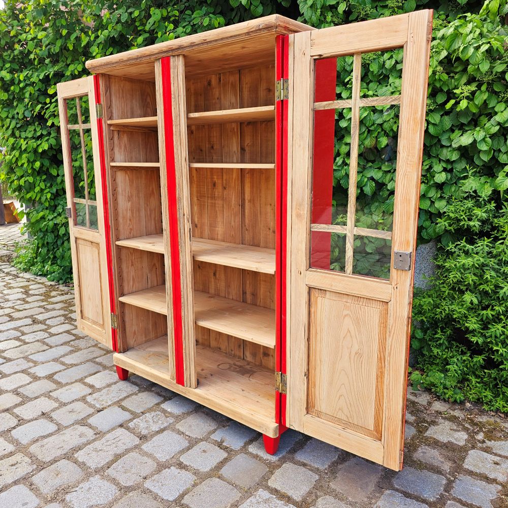 Rote retro Glas-Vitrine teillackiert - 232