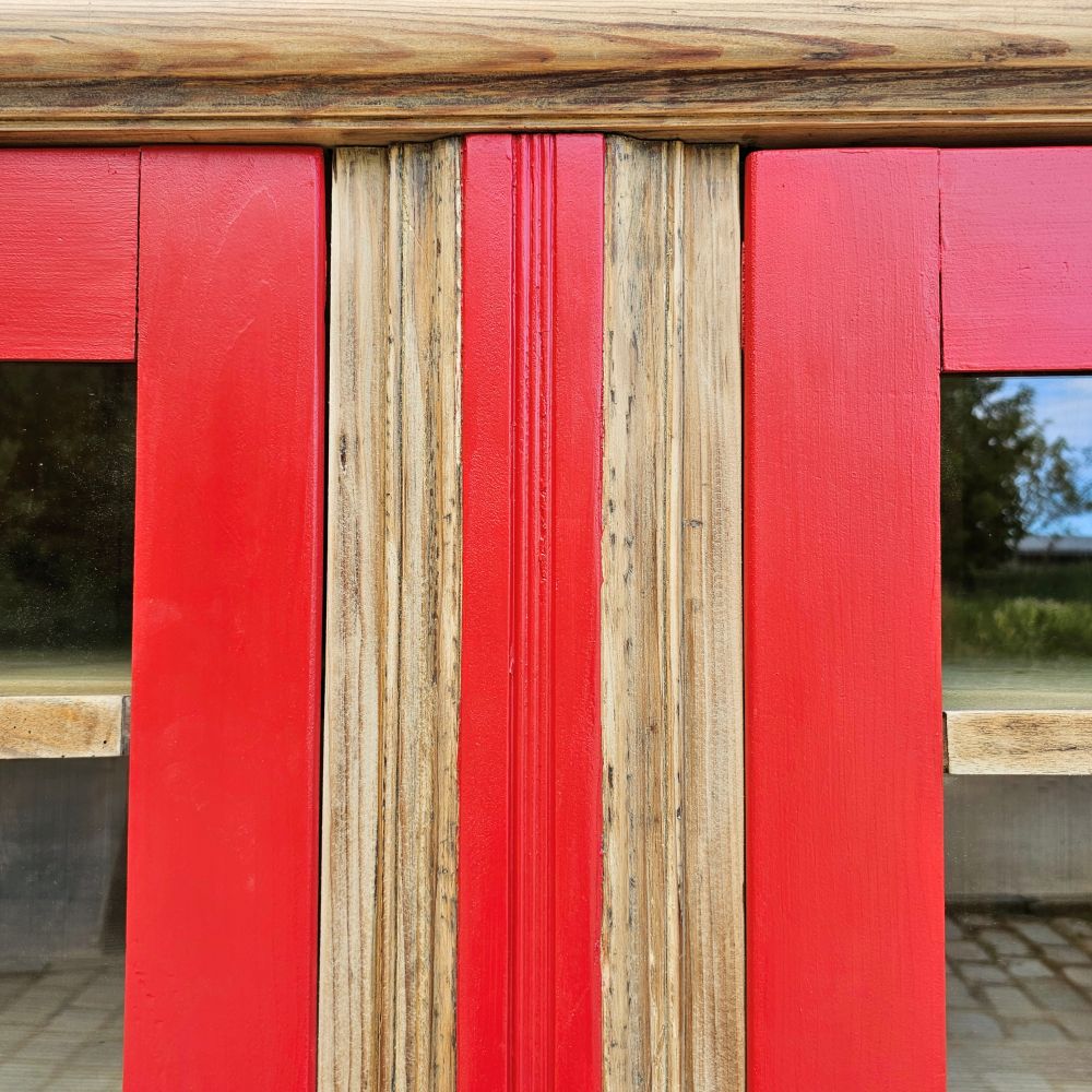 Rote retro Glas-Vitrine teillackiert - 232
