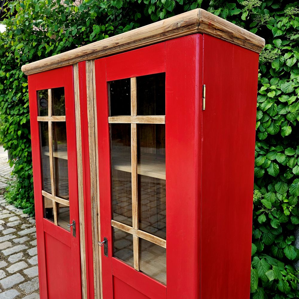 Rote retro Glas-Vitrine teillackiert - 232