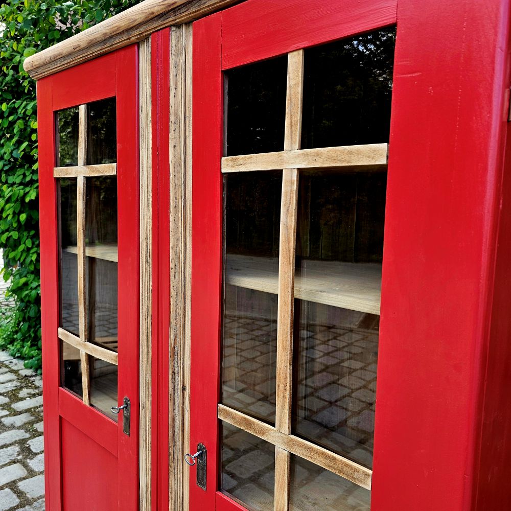Rote retro Glas-Vitrine teillackiert - 232